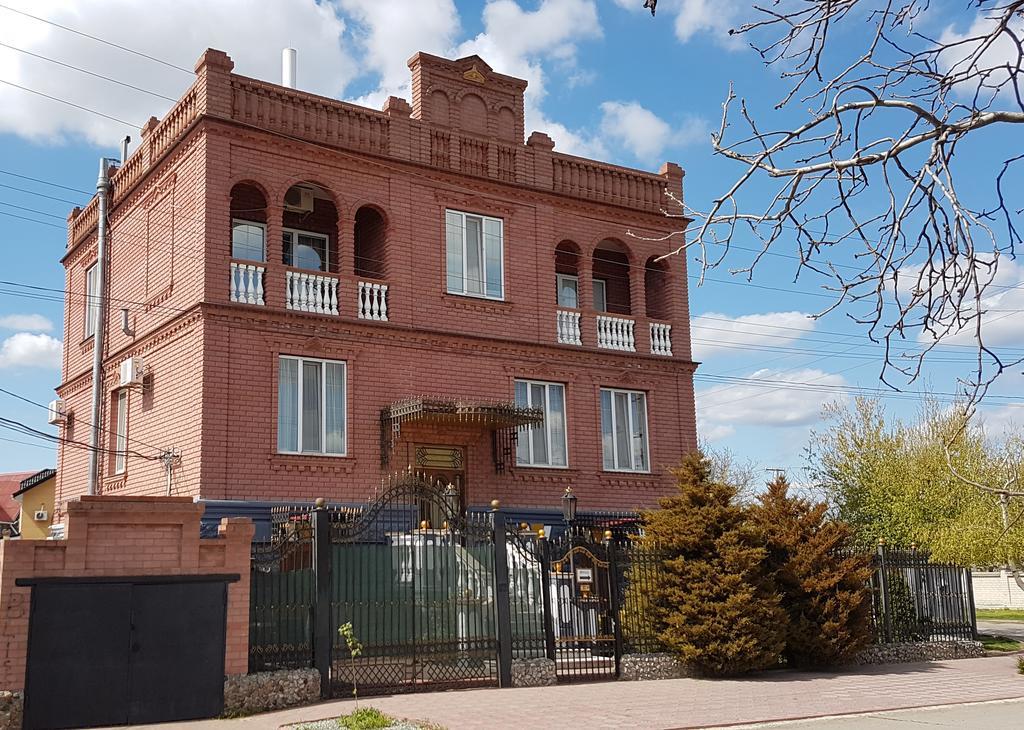 Versal Hotel Herszon Kültér fotó