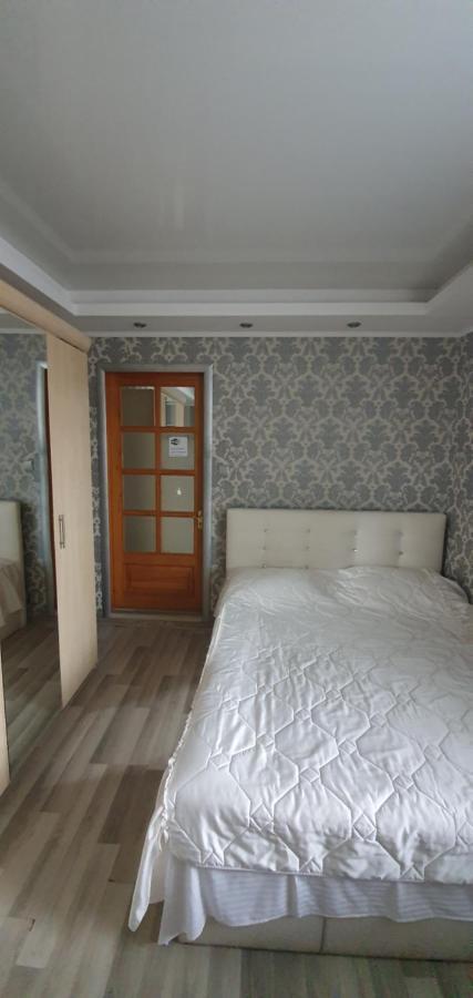 Versal Hotel Herszon Kültér fotó